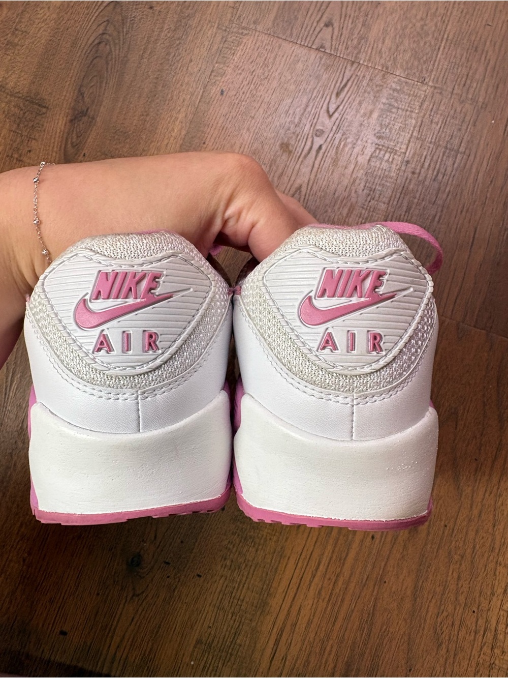 Nike Women’s Pink Air Max 90 - Picture 5 of 9